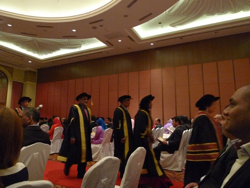 Binary University 2014 - 10 Binary University 2014 - 10